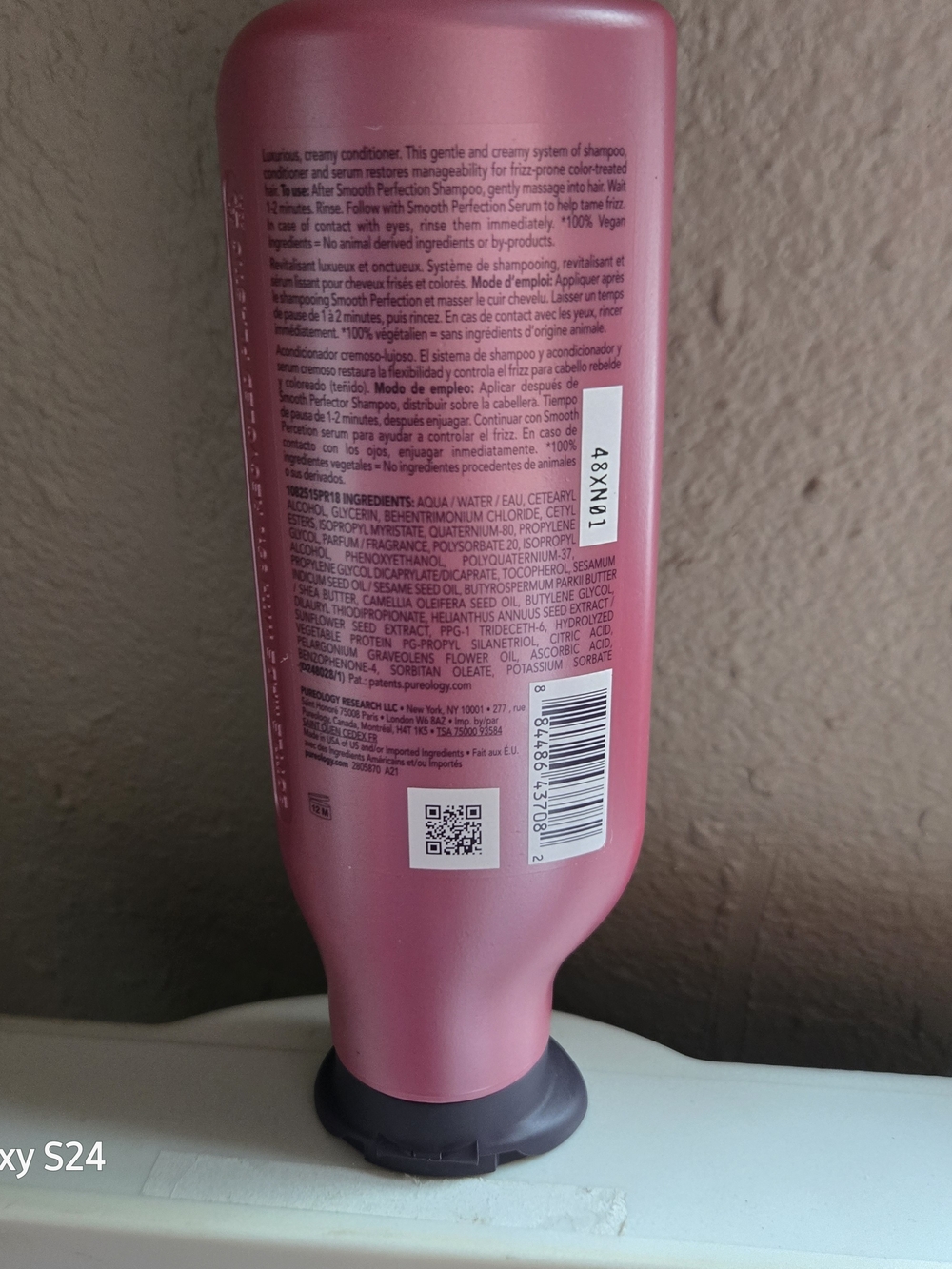 Pureology Smooth Perfection Conditioner - Pink Bottle - Picture 2 of 2